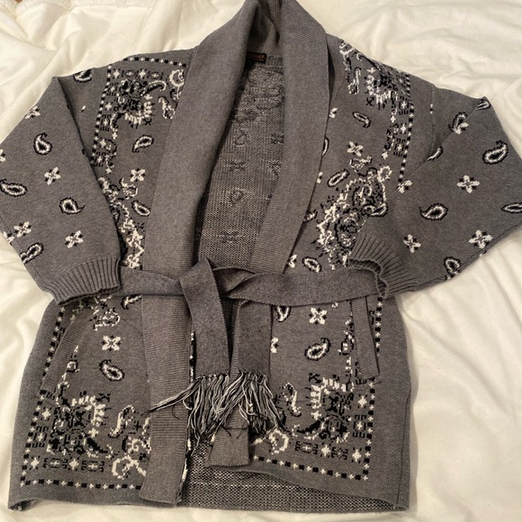 P.J. Salvage Grey Sweater Cardigan - Picture 1 of 3
